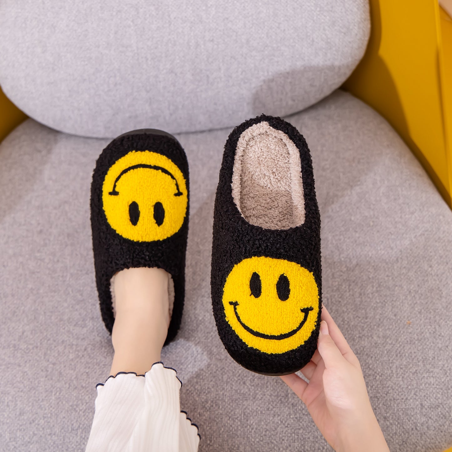 Melody Smiley Face Slippers Black
